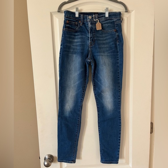 GAP Denim - GAP 1969 Straight True Skinny Jeans Women’s size 26
